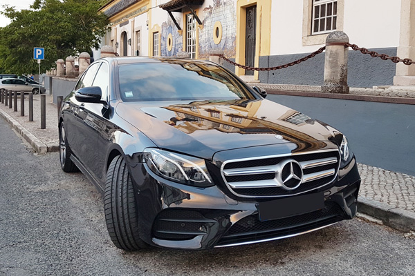 Mercedes Classe E | Até 4 Passageiros